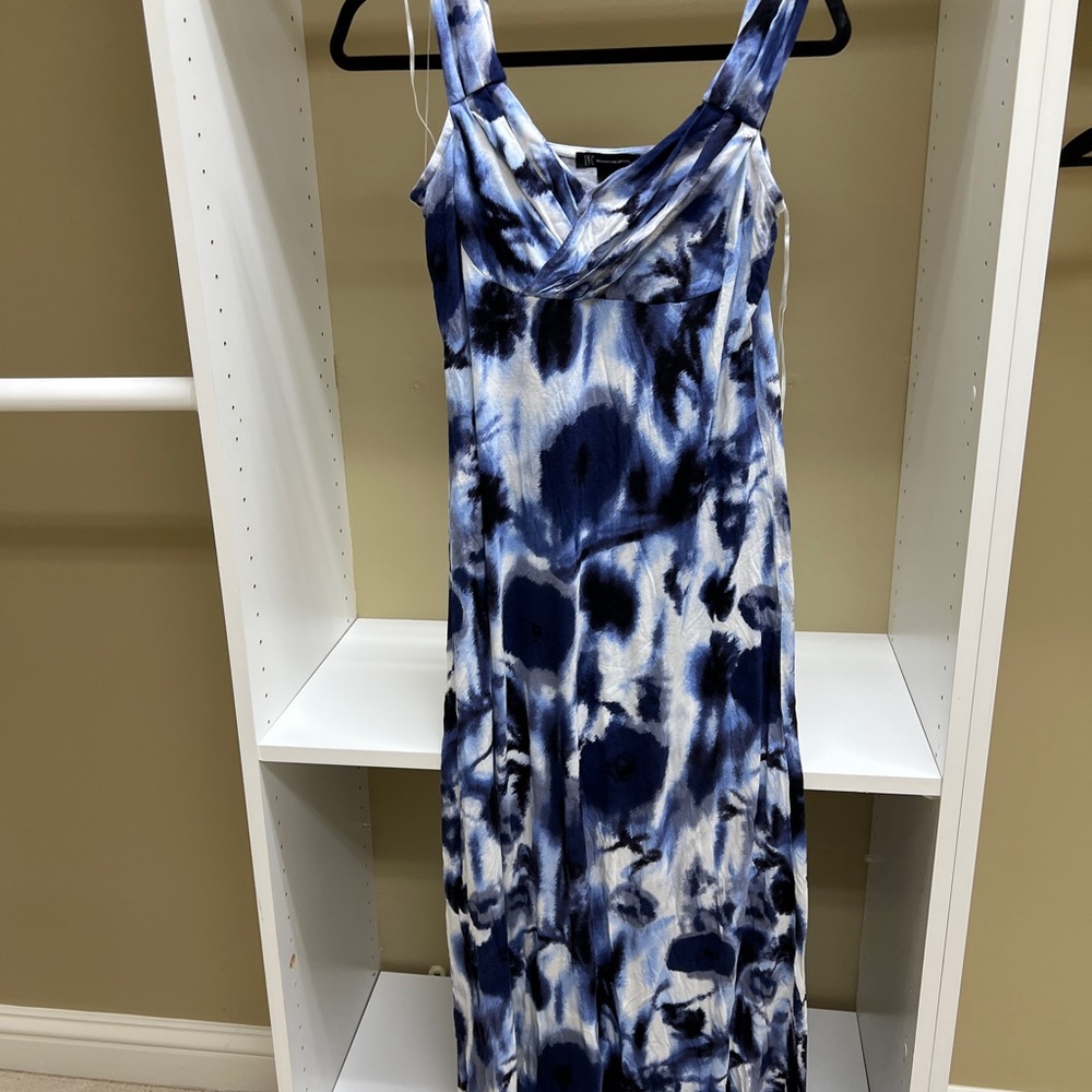 INC concept maxi dress- new with no tags- large